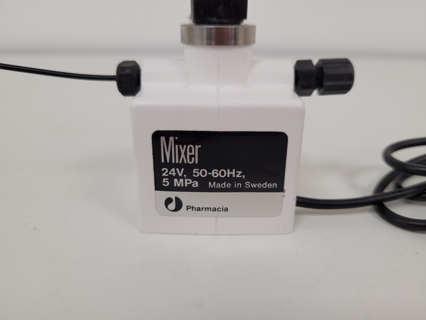 Image of Pharmacia Biotech Chromatography System - P-50 Pump, REC 102, GradiFrac V1.2 