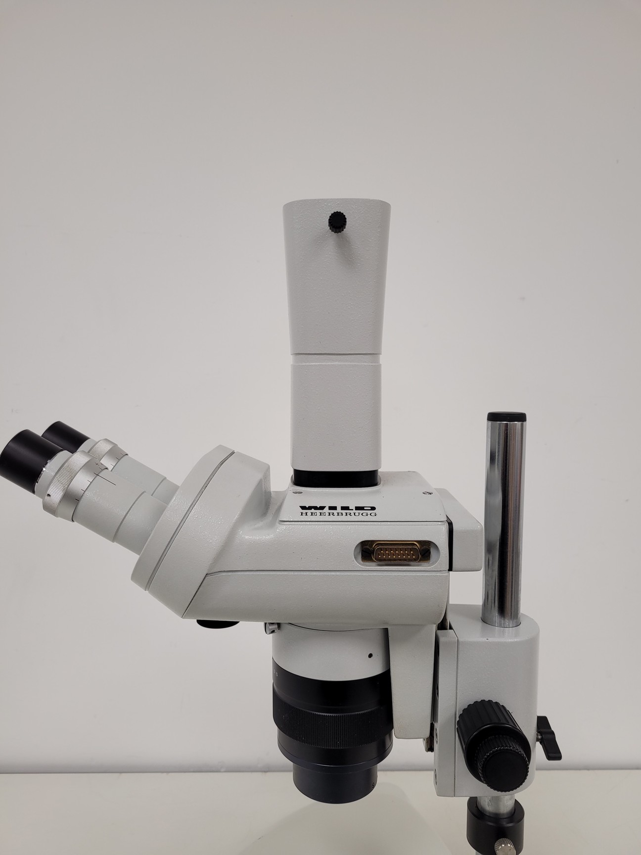 Image of Wild Photo Makroskop (Macroscope) M400 Trinocular Laboratory Microscope Lab