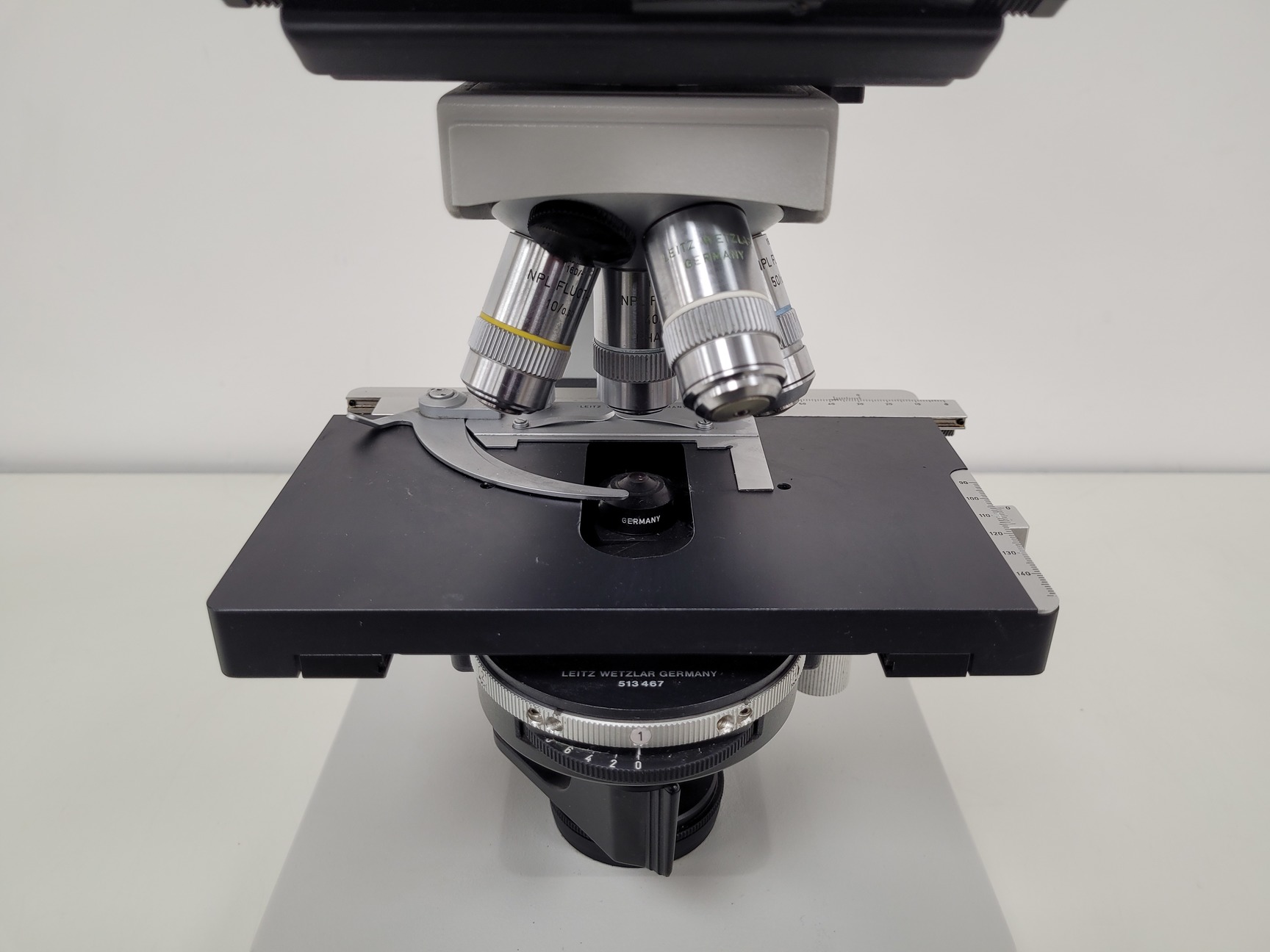 Image of Leitz Wetzlar Dialux 20 Trinocular Microscope with 4 x  NPL Fluotar Objectives 