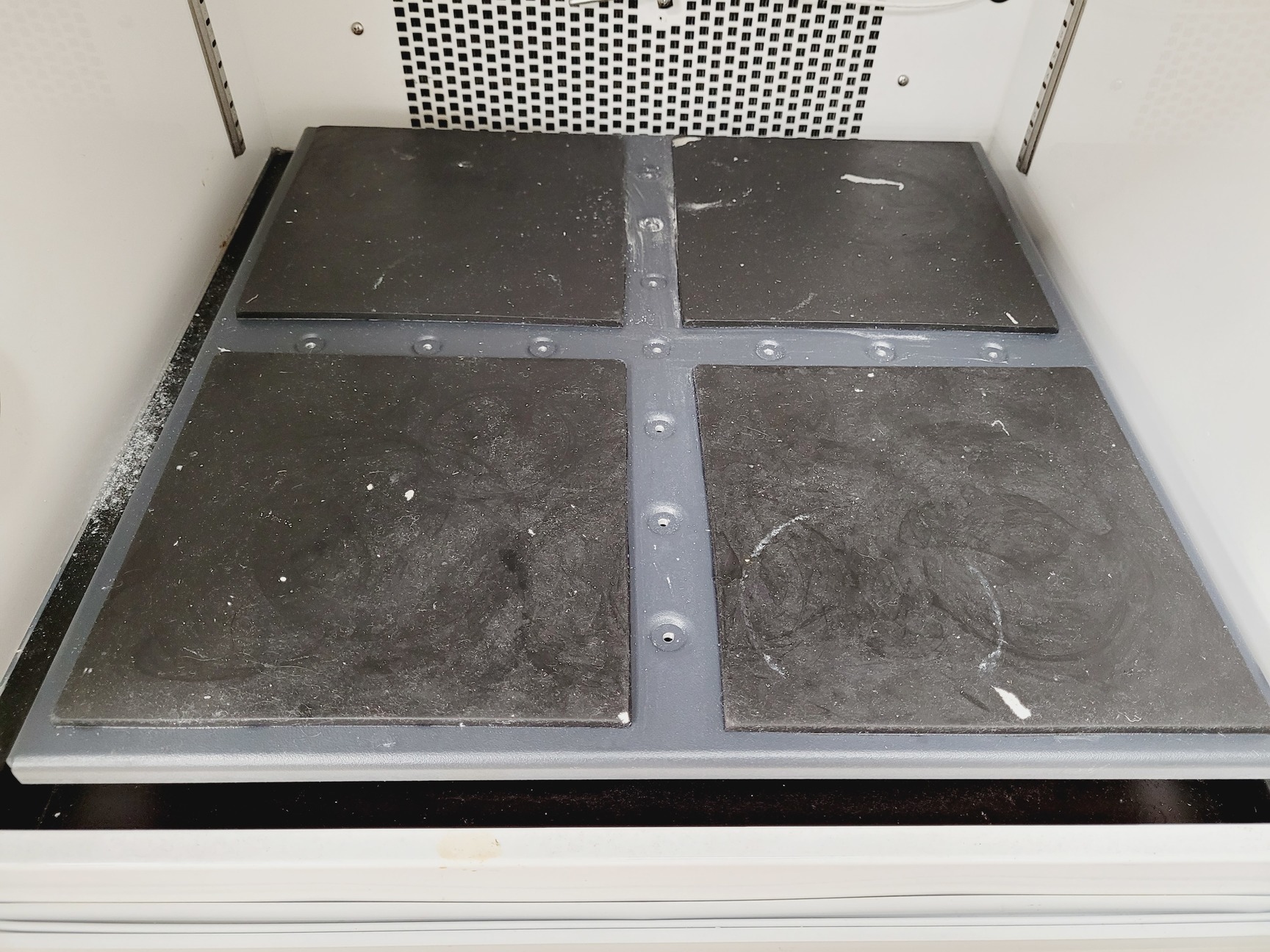Image of Eppendorf New Brunswick Innova 42R Incubator Shaker  Lab