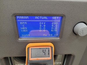 Thumbnail image of Eppendorf New Brunswick Innova 42R Incubator Shaker  Lab