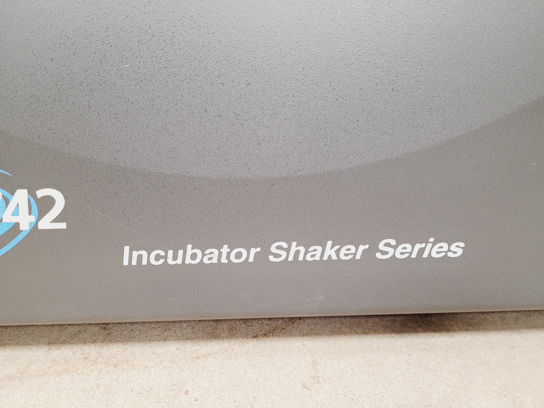 Image of Eppendorf New Brunswick Incubator Shaker  Model - Innova 42R Lab