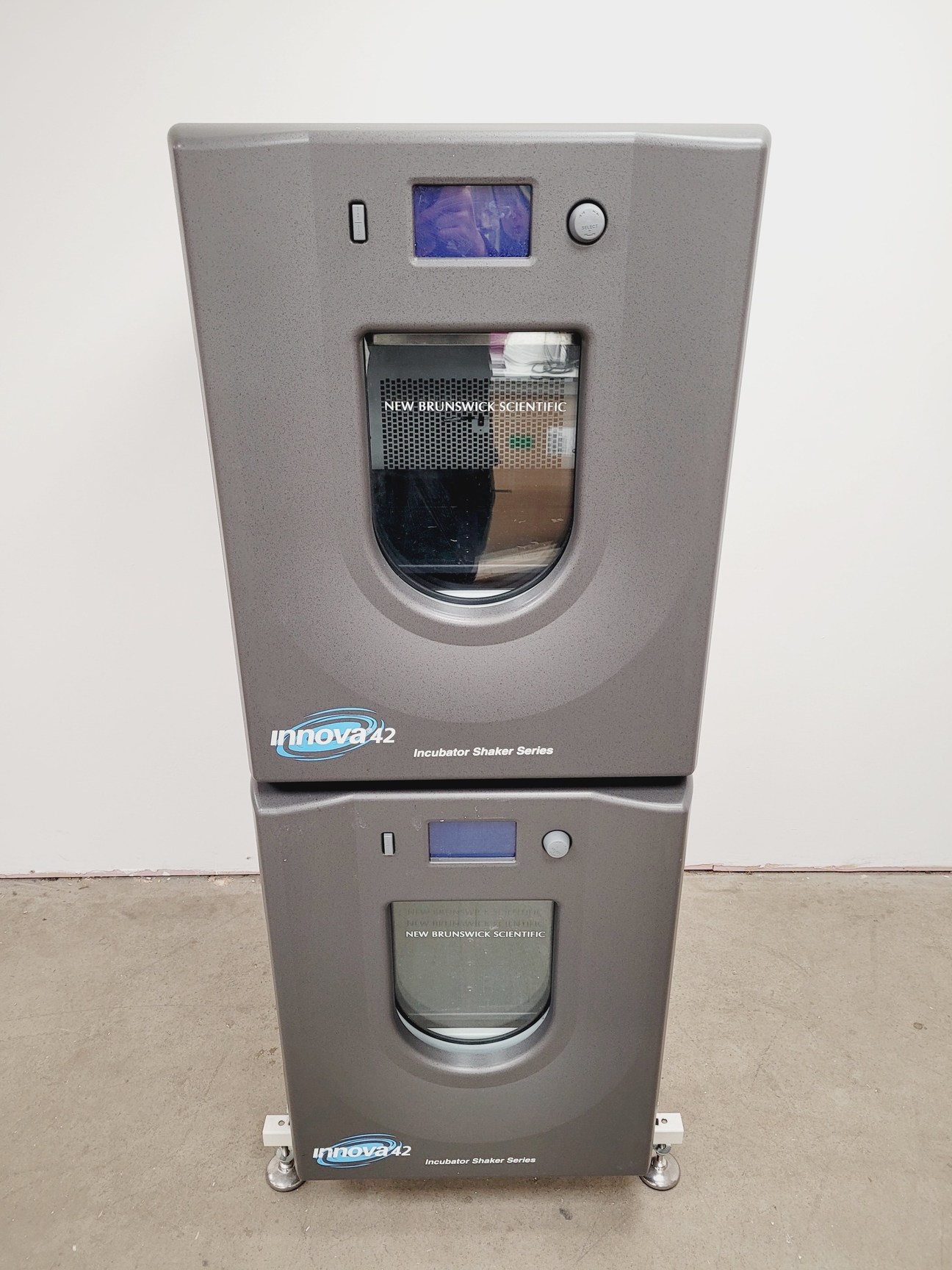 Image of Eppendorf New Brunswick Innova 42R Incubator Shaker Series Double Stack Lab