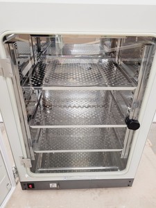 Thumbnail image of Sanyo Laboratory CO2 Incubator  Model - MCO-15AC Lab