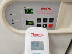 Thumbnail image of Sanyo Laboratory CO2 Incubator  Model - MCO-15AC Lab
