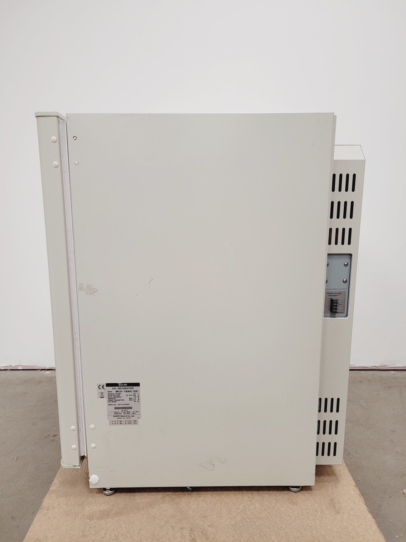 Image of Sanyo CO2 Laboratory Incubator  Model - MCO-18AIC Lab
