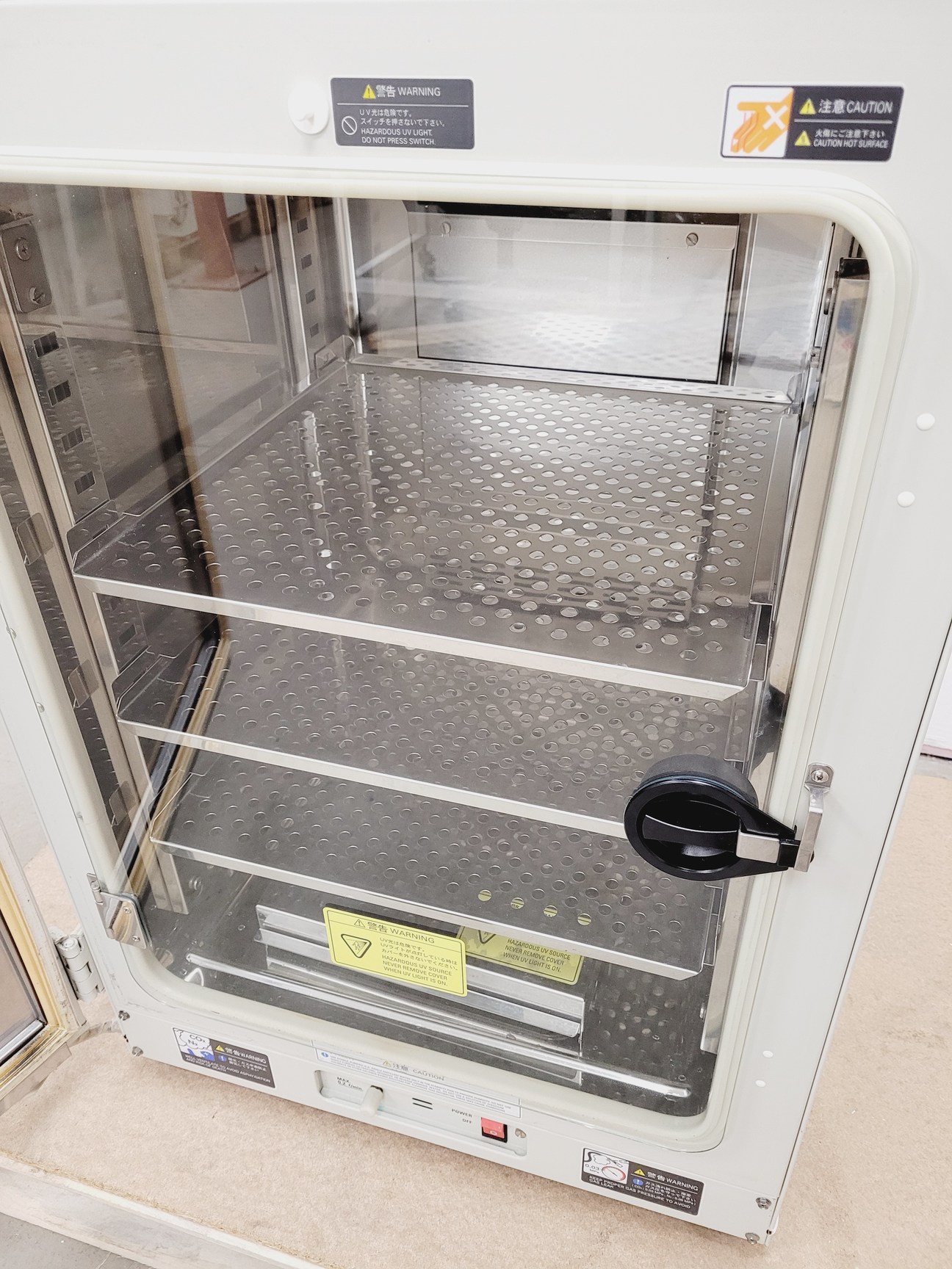 Image of Sanyo CO2 Laboratory Incubator  Model - MCO-18AIC Lab