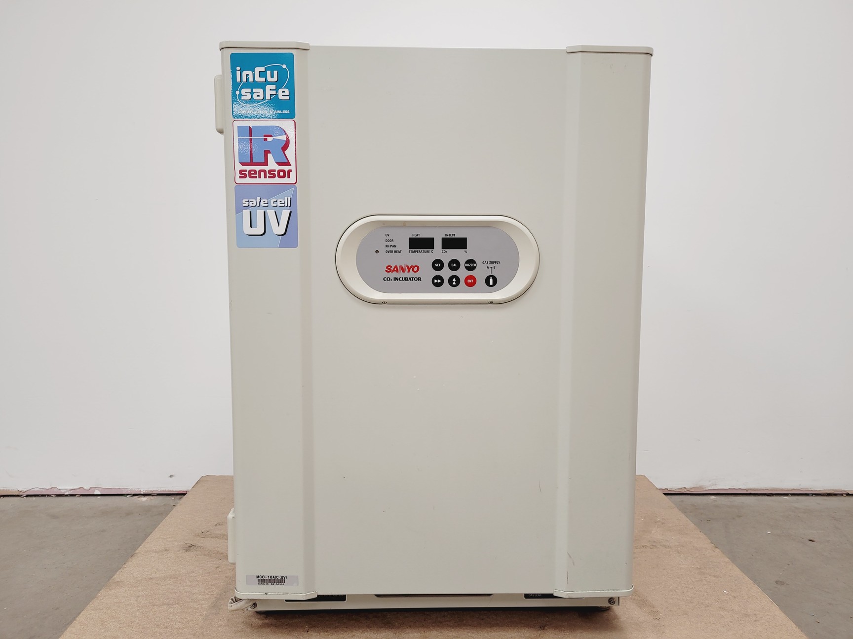 Image of Sanyo CO2 Laboratory Incubator  Model - MCO-18AIC Lab