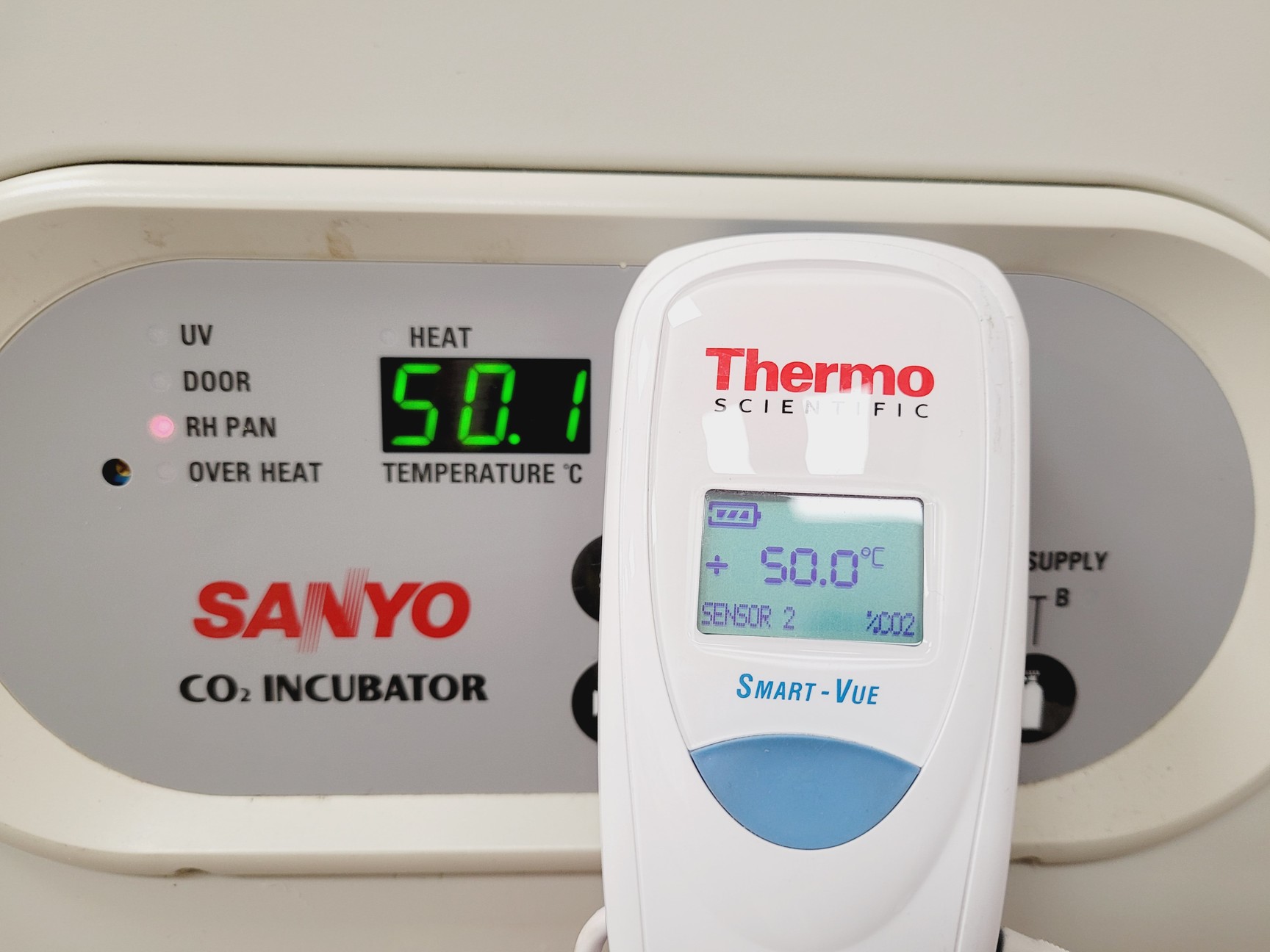 Image of Sanyo CO2 Laboratory Incubator  Model - MCO-18AIC Lab