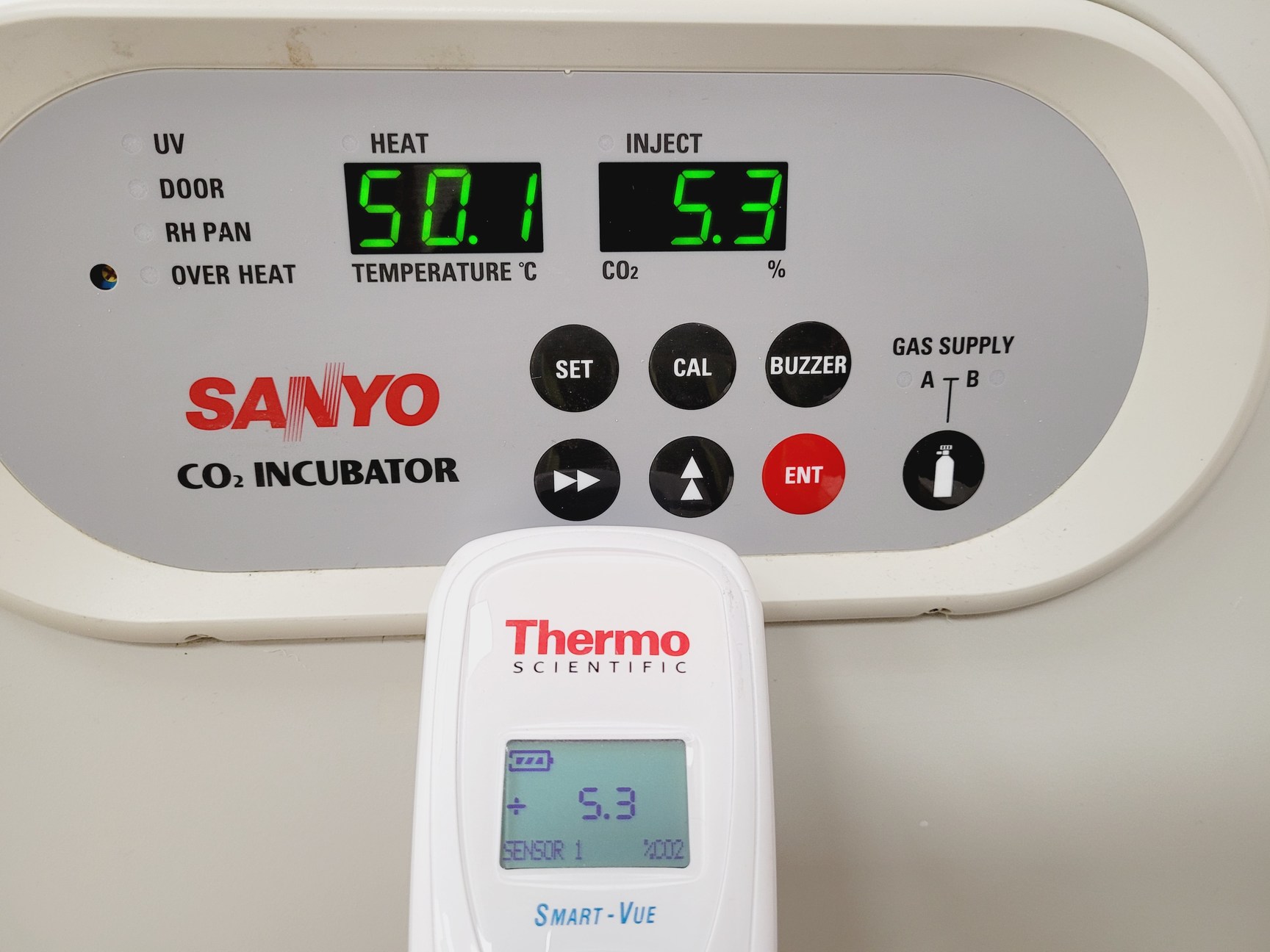 Image of Sanyo CO2 Laboratory Incubator  Model - MCO-18AIC Lab