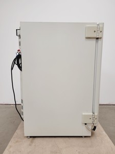Thumbnail image of Sanyo CO2 Laboratory Incubator  Model - MCO-17AI Lab