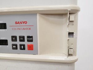 Thumbnail image of Sanyo CO2 Laboratory Incubator  Model - MCO-17AI Lab