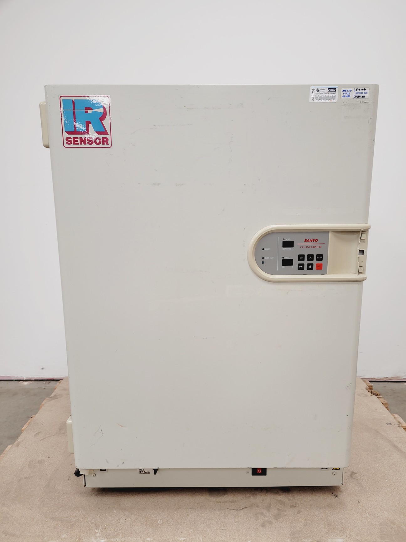 Image of Sanyo CO2 Laboratory Incubator  Model - MCO-17AI Lab