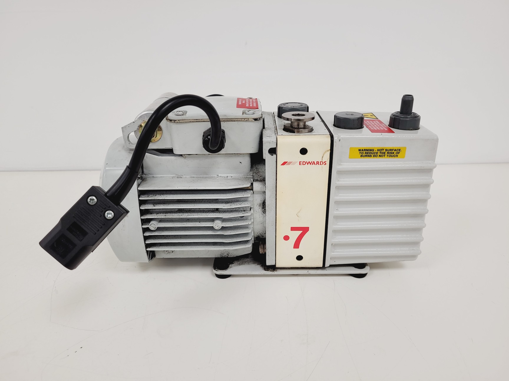 Image of Edwards 7 Rotary Vane Vacuum Pump  Model - E2M0.7 Lab