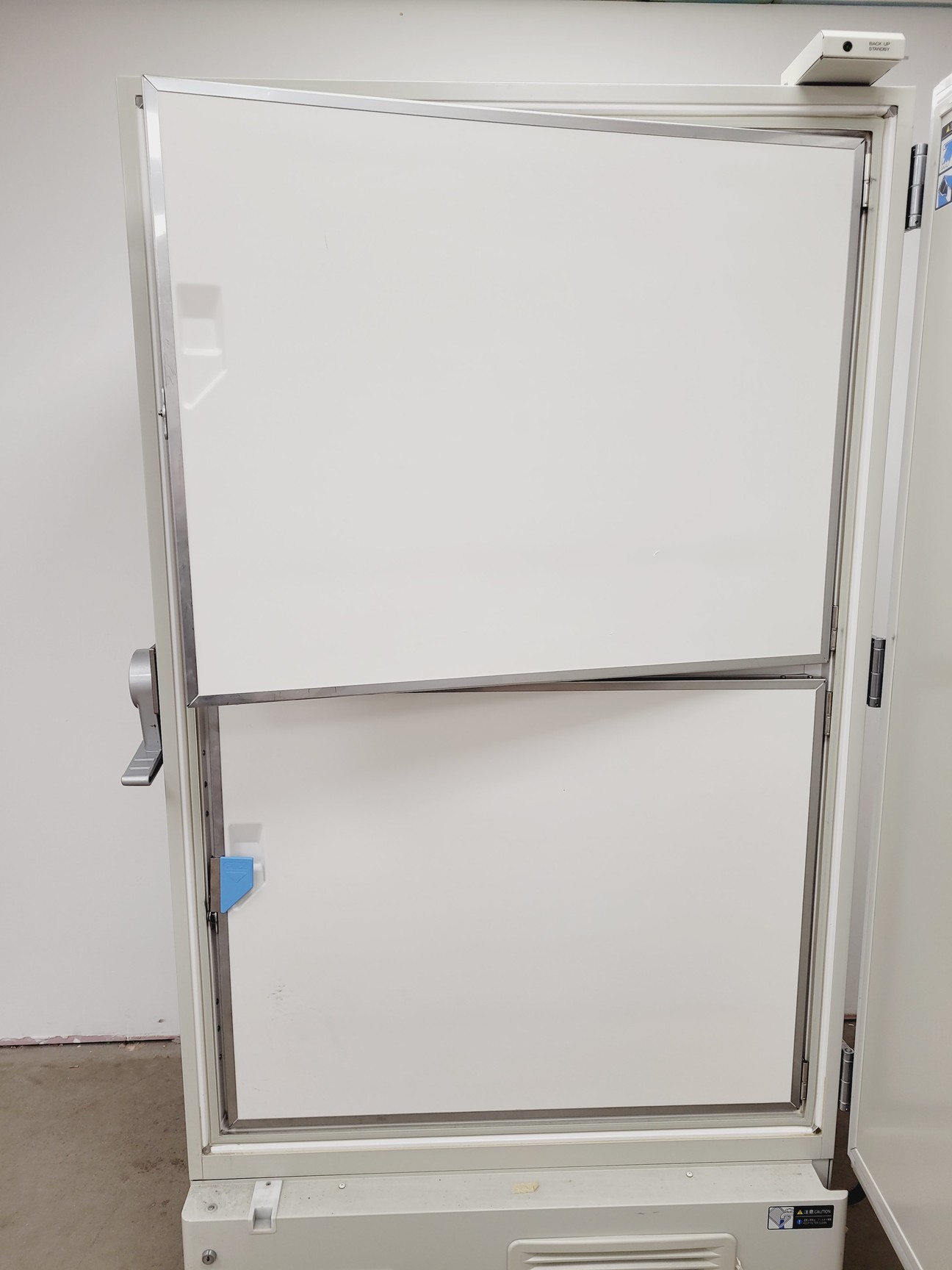 Image of Sanyo Ultra-Low Temperature Freezer  Model - MDF-U73V Lab