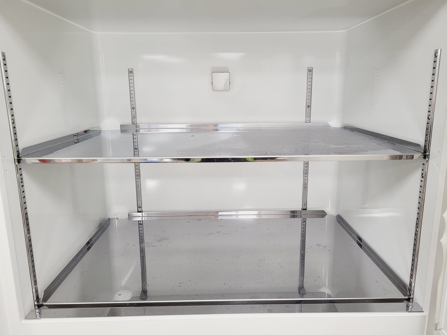Image of Sanyo Ultra-Low Temperature Freezer  Model - MDF-U73V Lab