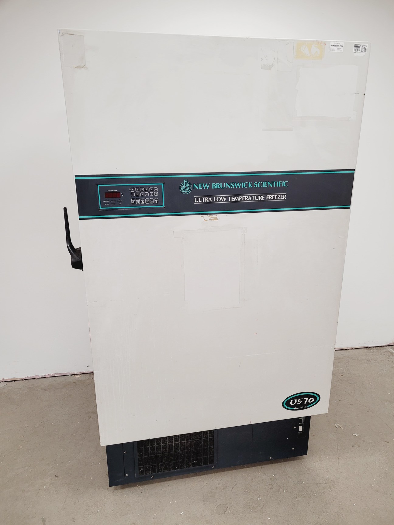 Image of New Brunswick Ultra Low Temperature Freezer  Model - U570-86 Lab