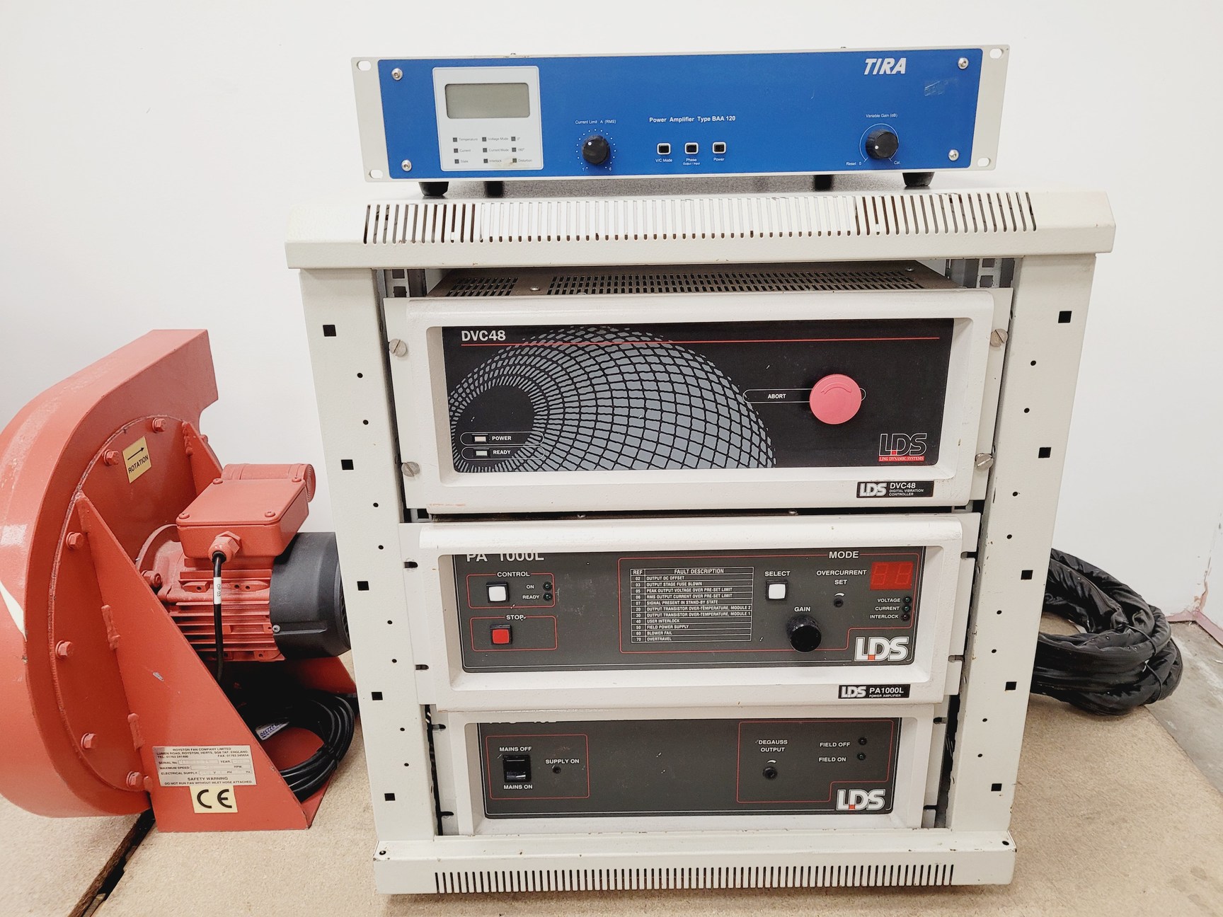 Image of LDS Air Cooled Vibrator  Model - V721 with Controller & Software Lab