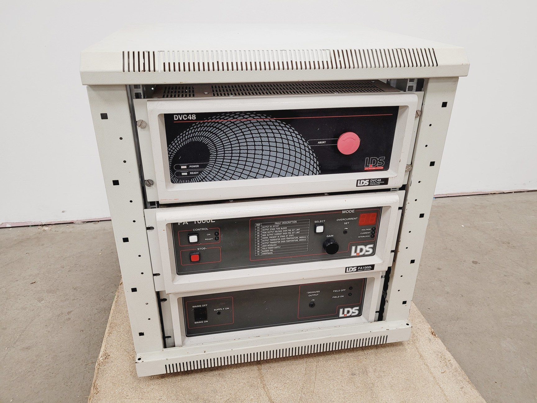 Image of LDS Air Cooled Vibrator  Model - V721 with Controller & Software Lab