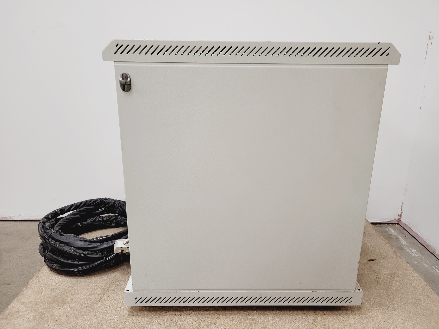 Image of LDS Air Cooled Vibrator  Model - V721 with Controller & Software Lab