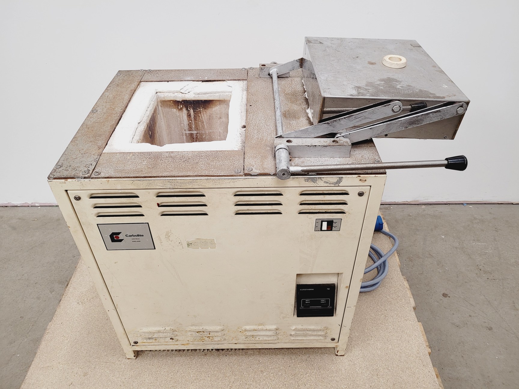 Image of Carbolite Laboratory Furnace  Type - VCF 12/23 lab