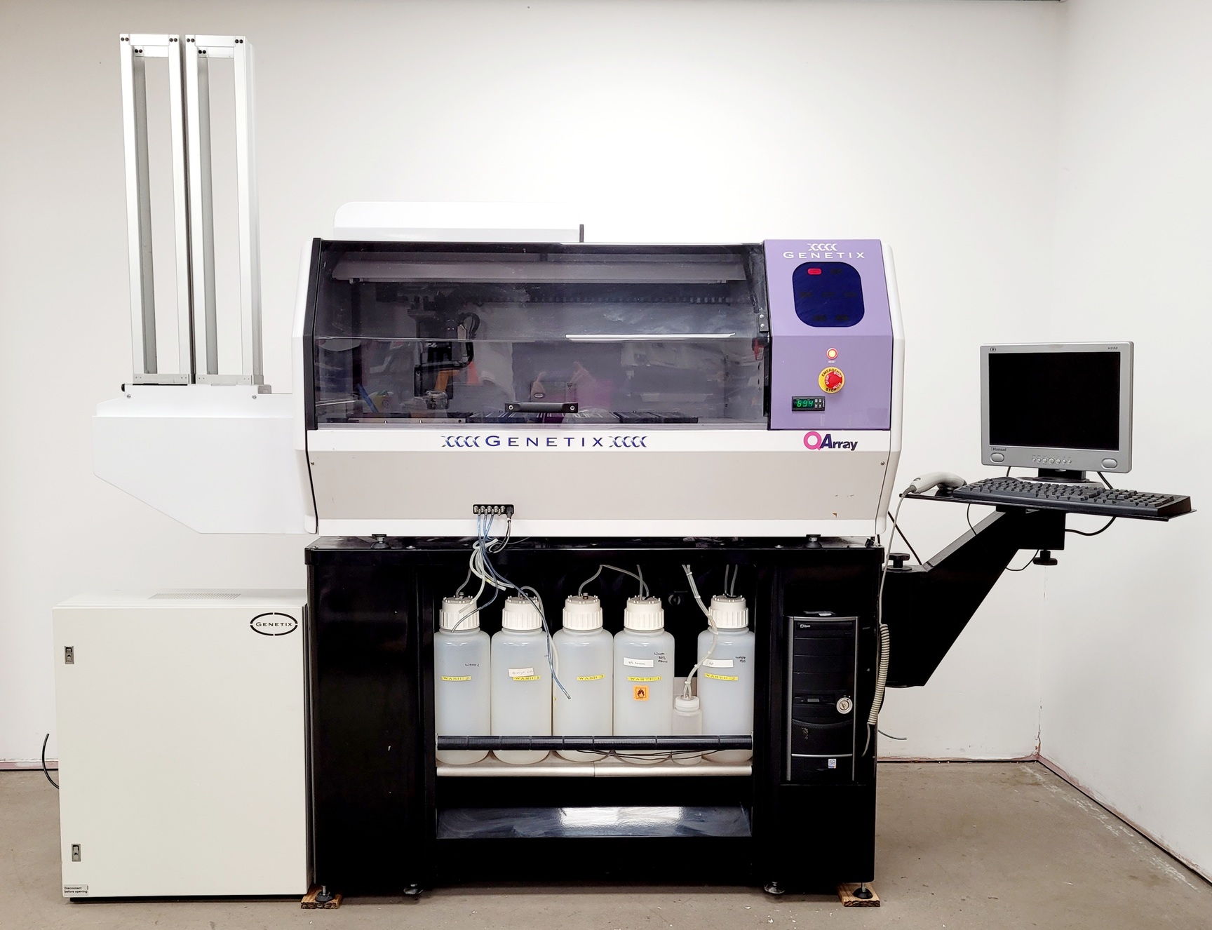 Laboratory Pickers and Robotics
