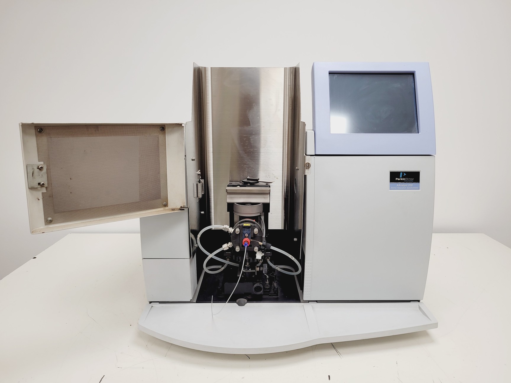 Image of Perkin Elmer AAnalyst 200 Atomic Absorption Spectrometer with Accessories Lab