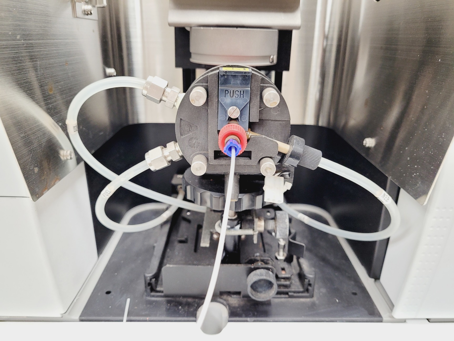 Image of Perkin Elmer AAnalyst 200 Atomic Absorption Spectrometer with Accessories Lab