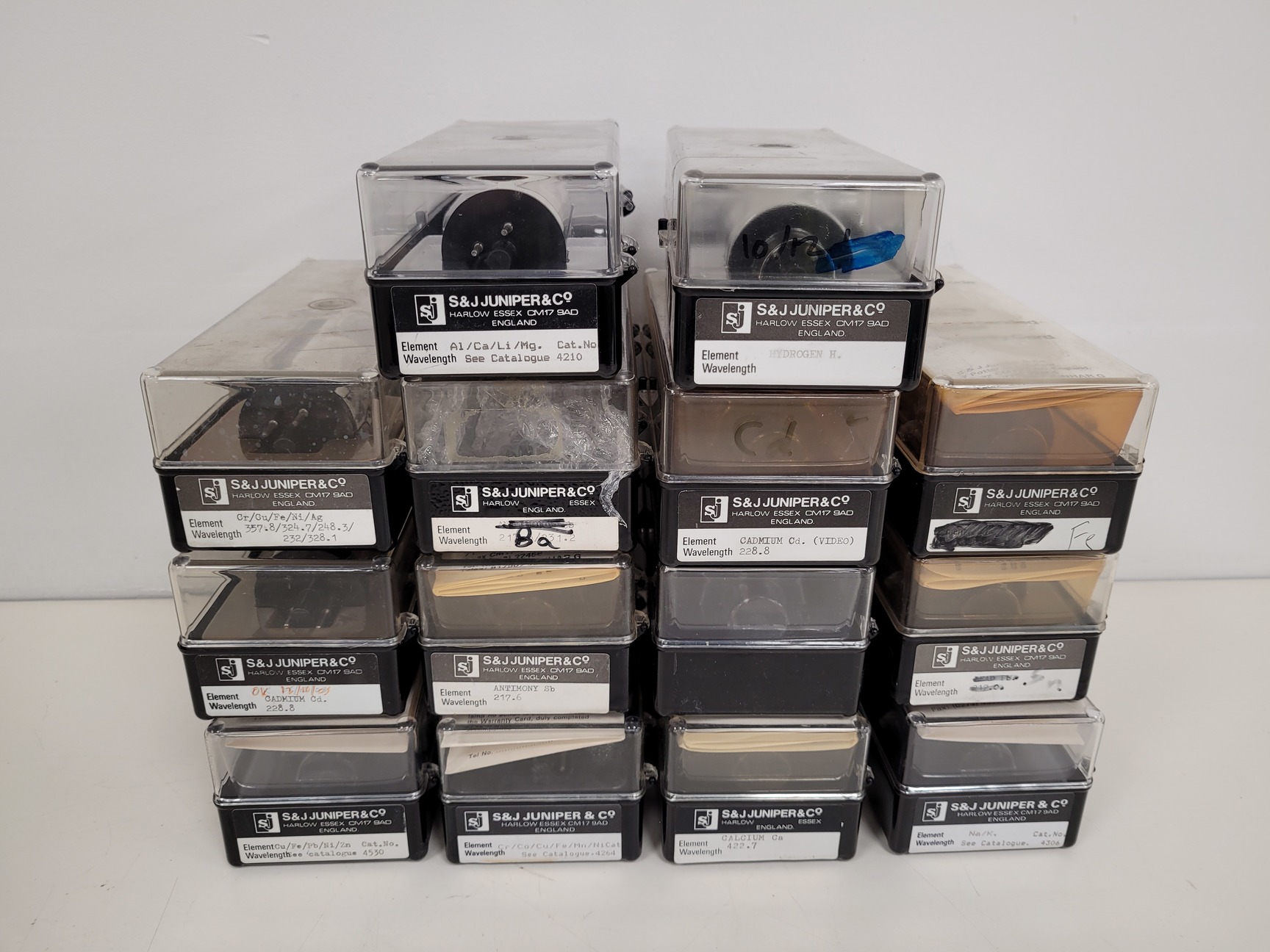 Image of Perkin Elmer AAnalyst 200 Atomic Absorption Spectrometer with Accessories Lab