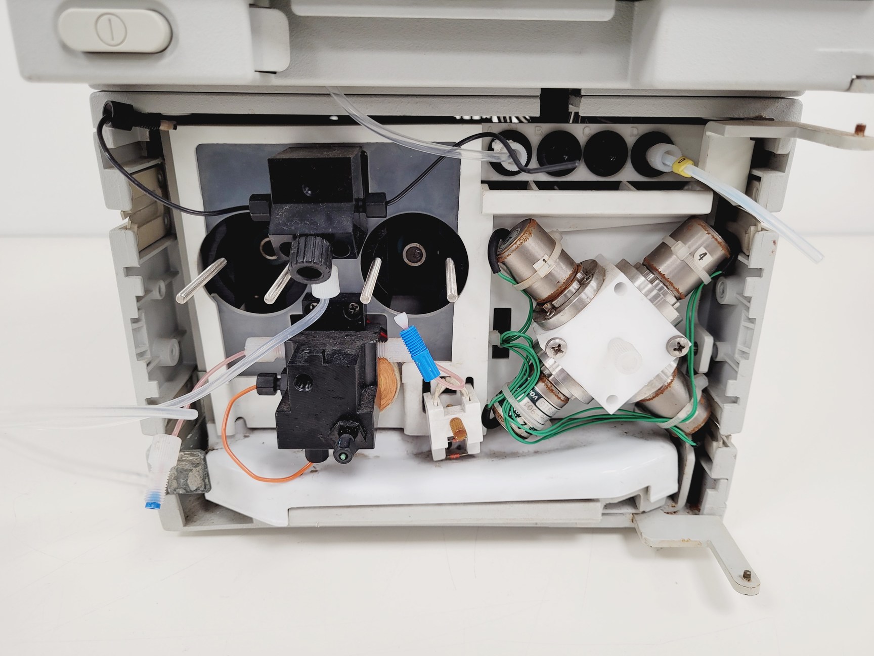 Image of Dionex Ion Chromatography System - AD20-1, GP40-1, ED40-1, LC10-2, AS40-1, UI20