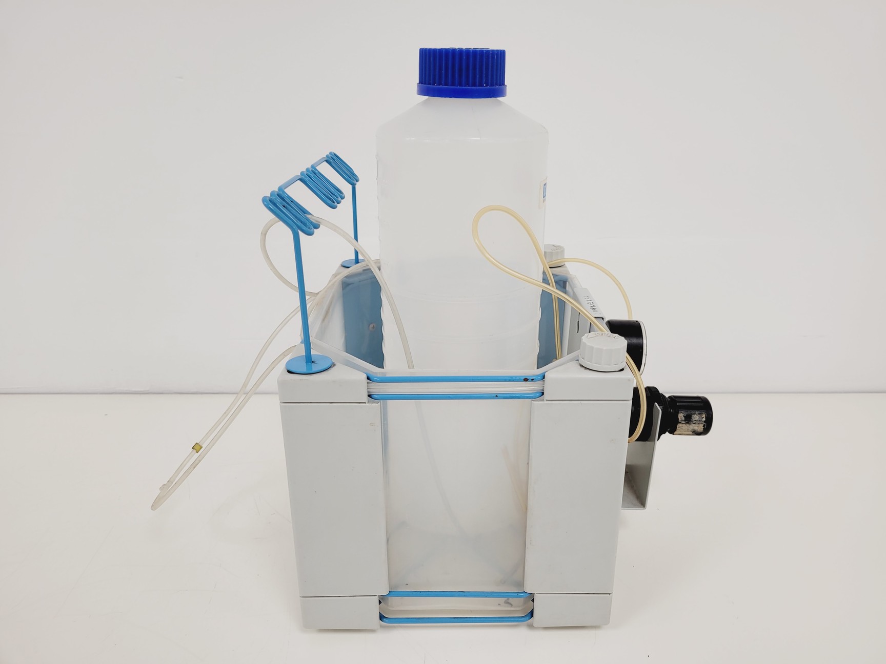 Image of Dionex Ion Chromatography System - AD20-1, GP40-1, ED40-1, LC10-2, AS40-1, UI20