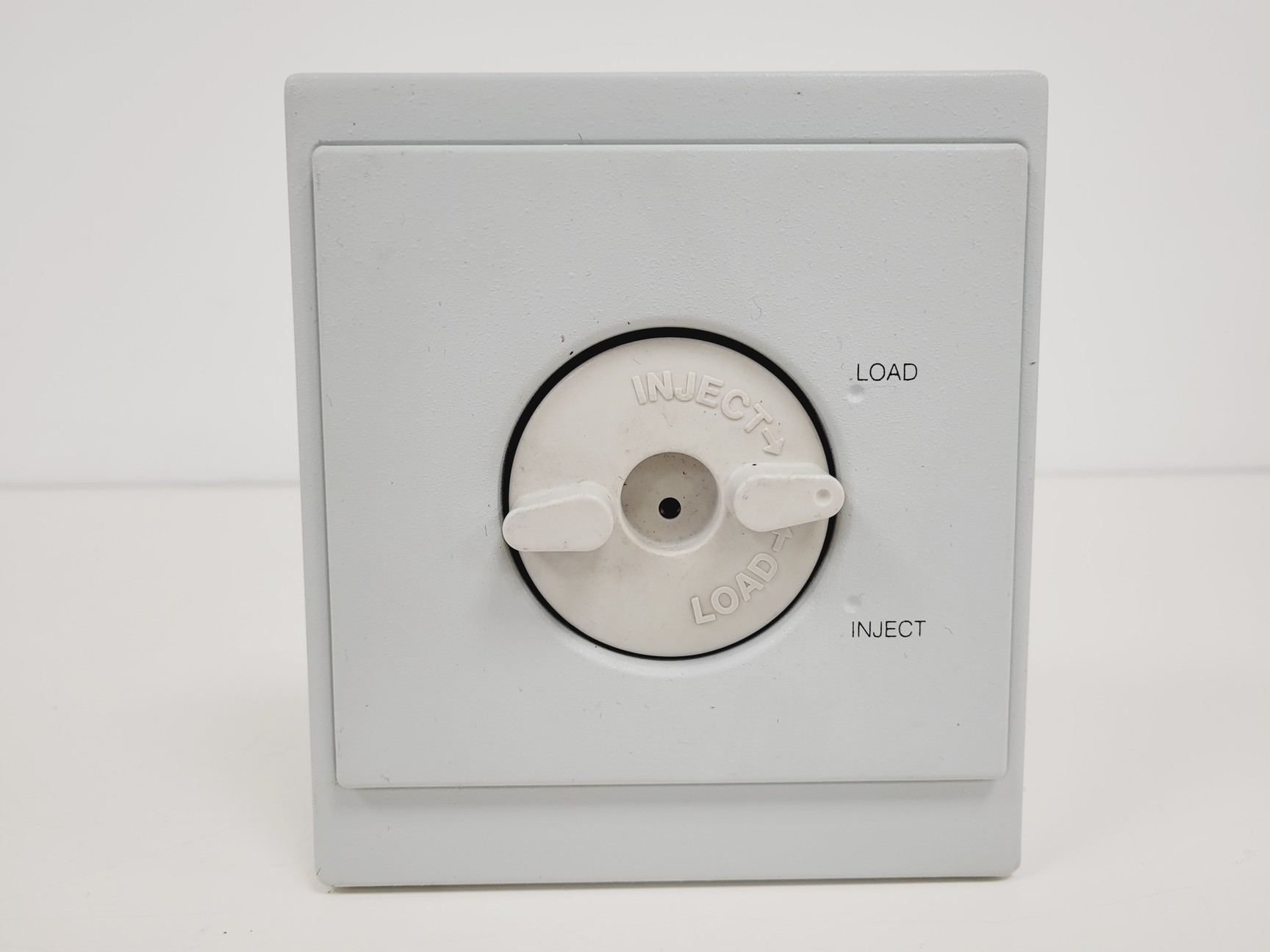 Image of Dionex Ion Chromatography System - AD20-1, GP40-1, ED40-1, LC10-2, AS40-1, UI20