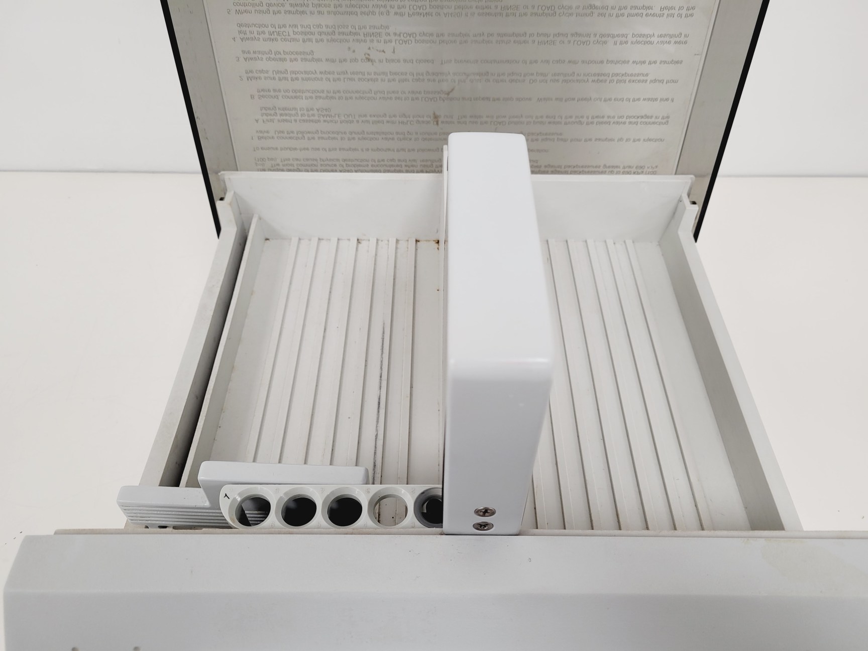 Image of Dionex Ion Chromatography System - AD20-1, GP40-1, ED40-1, LC10-2, AS40-1, UI20