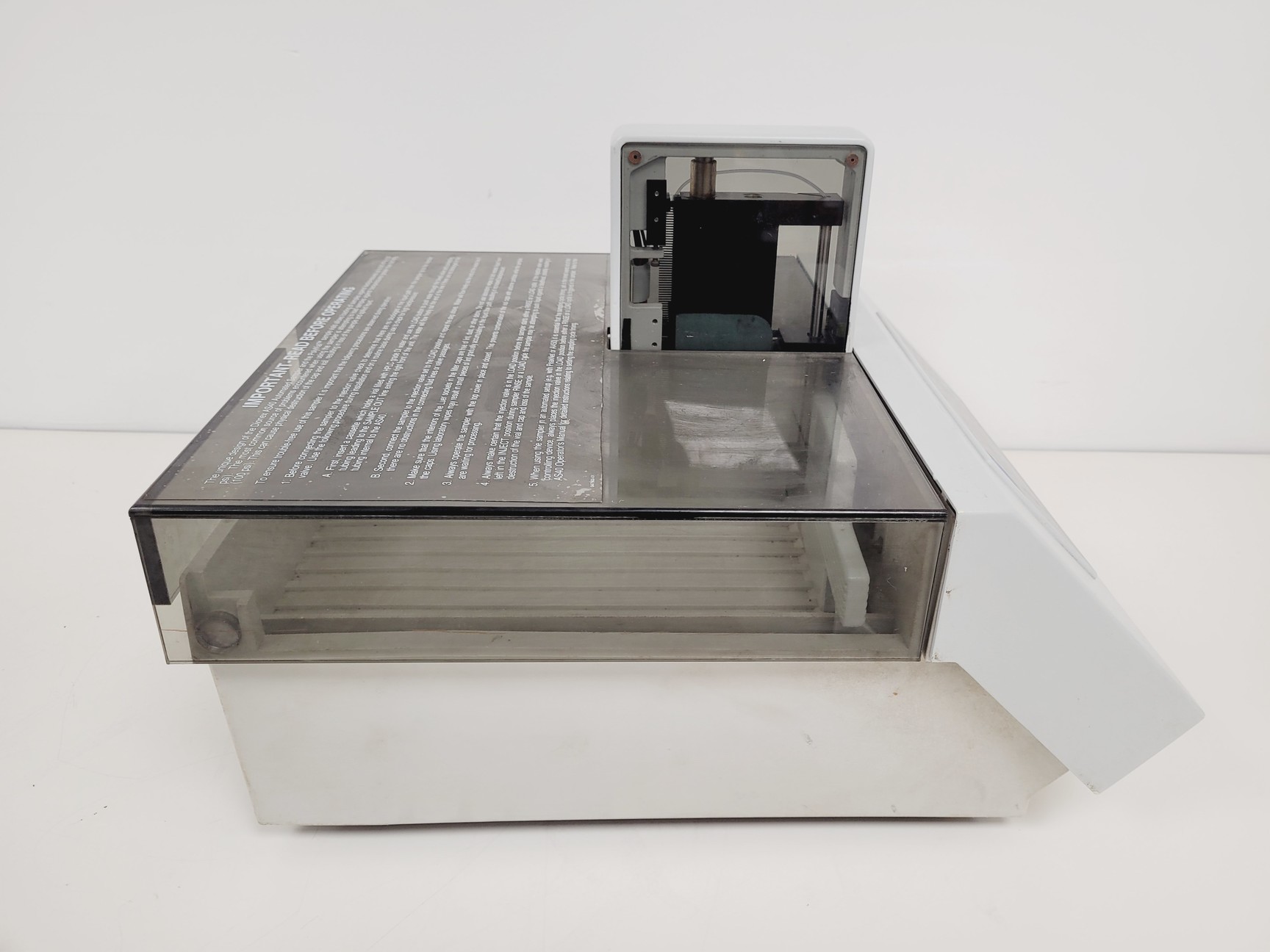 Image of Dionex Ion Chromatography System - AD20-1, GP40-1, ED40-1, LC10-2, AS40-1, UI20