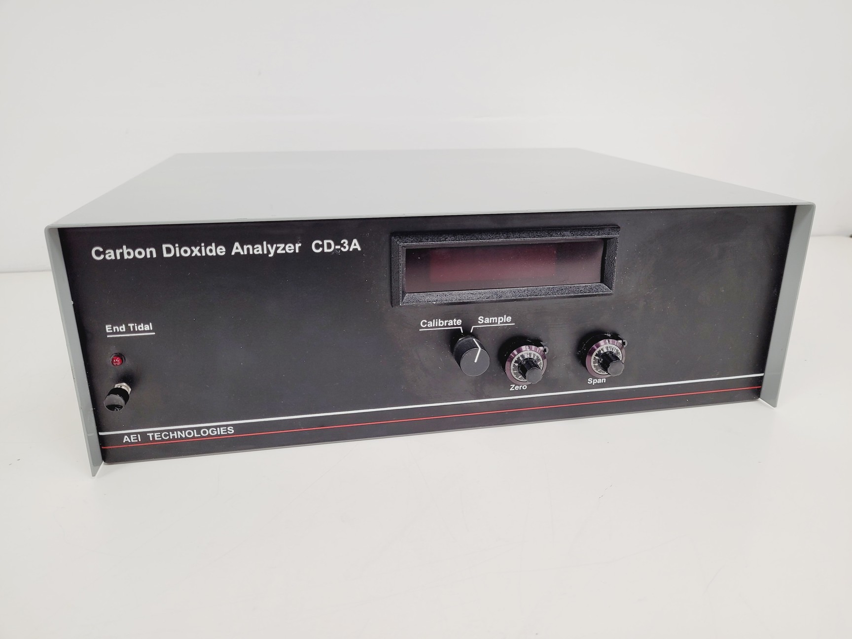 Image of AEI Technologies Carbon Dioxide Analyser & Sensor - CD-3A - P-61B Lab