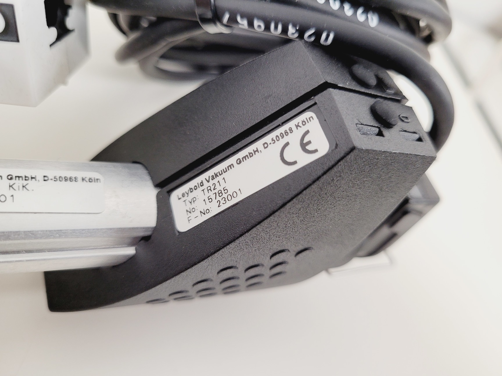 Image of Combivac CM31 Controller & TR211, PR52, 342 Vacuum Gauges Lab