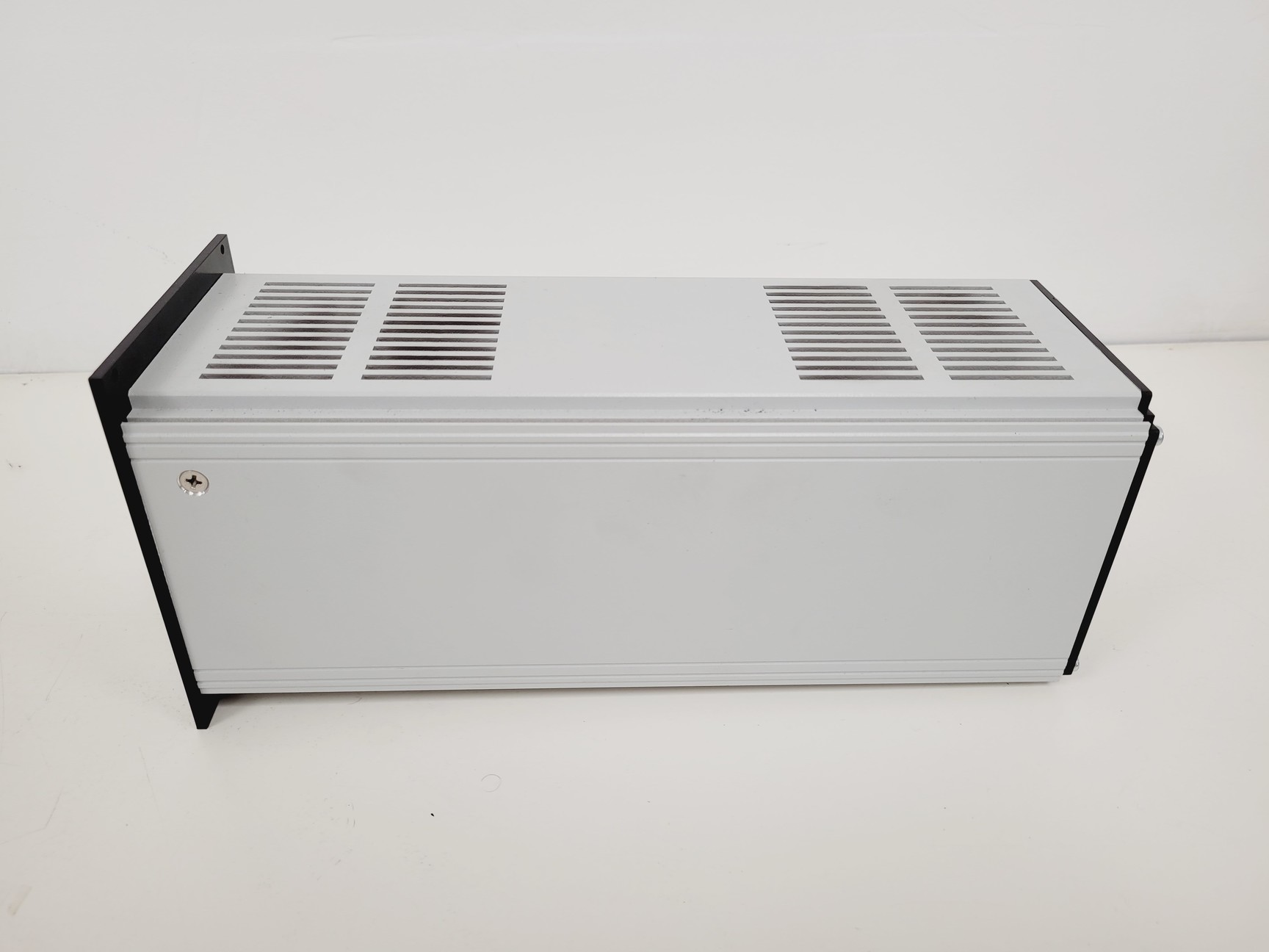 Image of Combivac CM31 Controller & TR211, PR52, 342 Vacuum Gauges Lab
