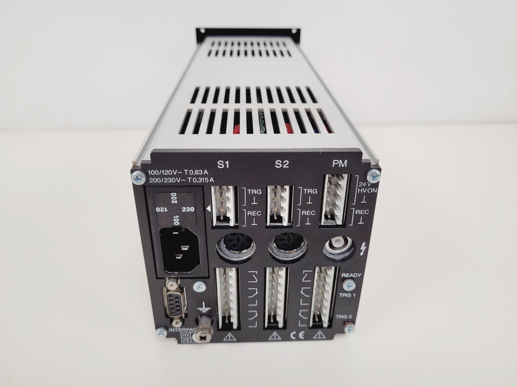 Image of Combivac CM31 Controller & TR211, PR52, 342 Vacuum Gauges Lab