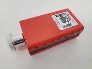 Thumbnail image of Edwards ACTIVE PIRANI GAUGE APG-M-NW16  MPN D0217100 Lab