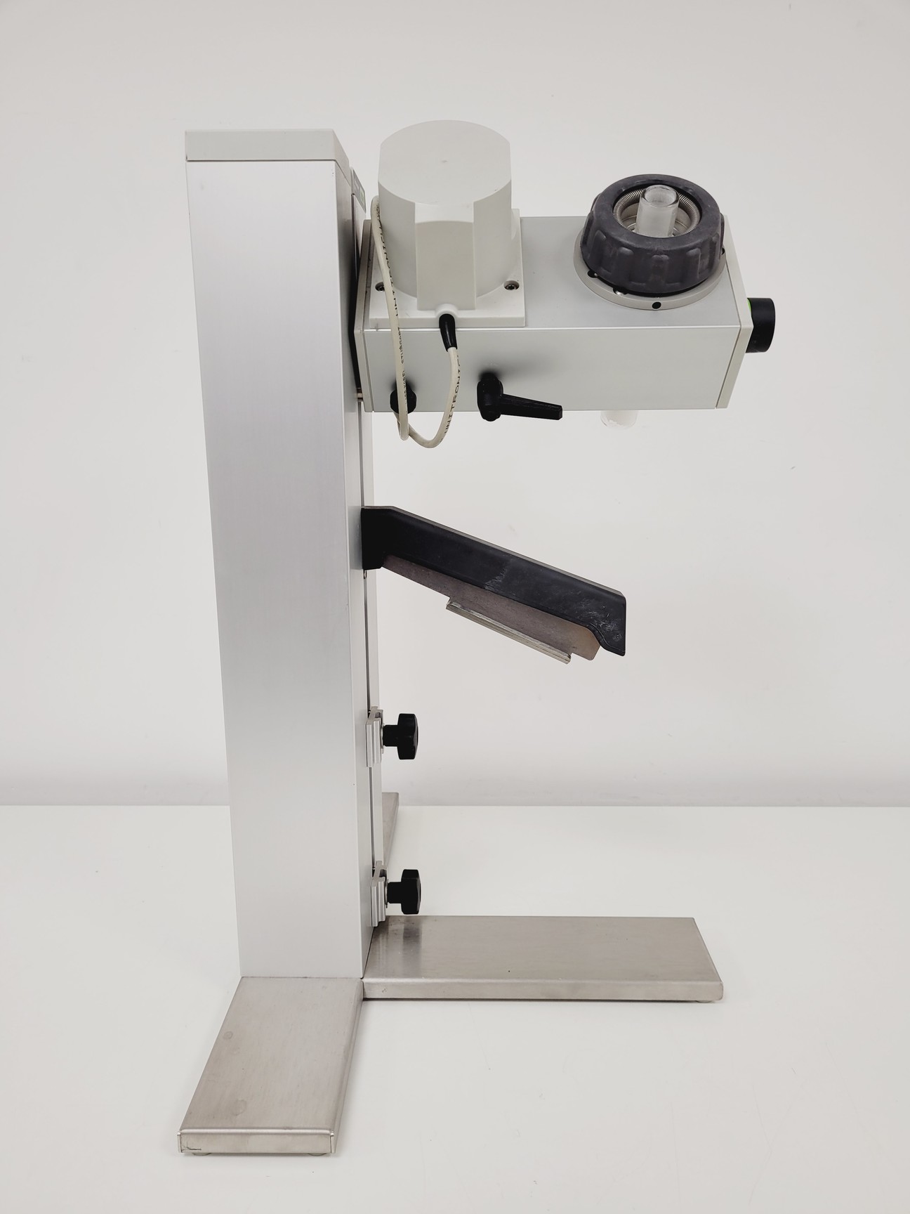 Image of Buchi Rotavapor R3 Rotary Evaporator System with R3-HB Water Bath Lab