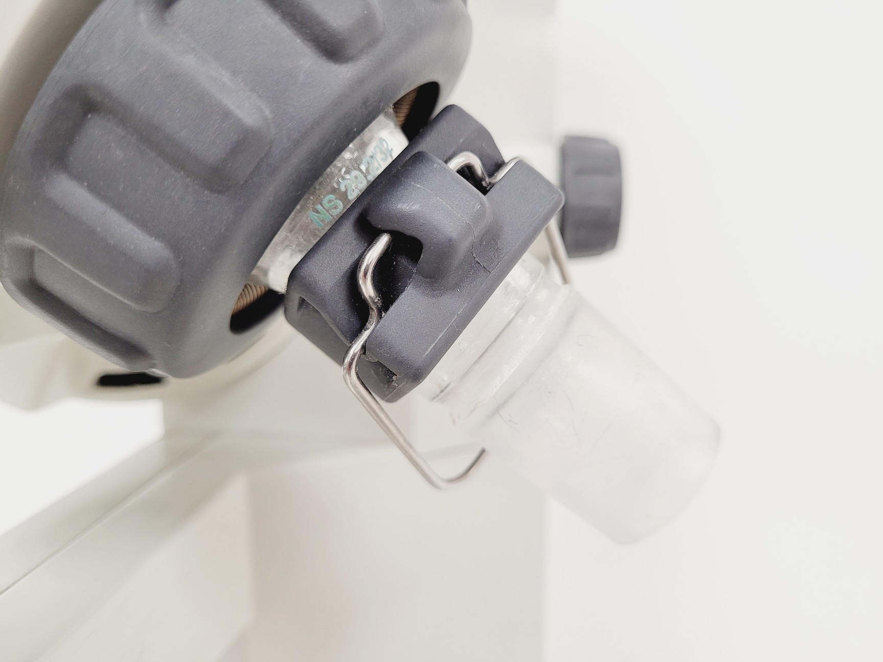 Image of Buchi Rotavapor R-200 Rotary Evaporator with  B-490 & Accessories Lab