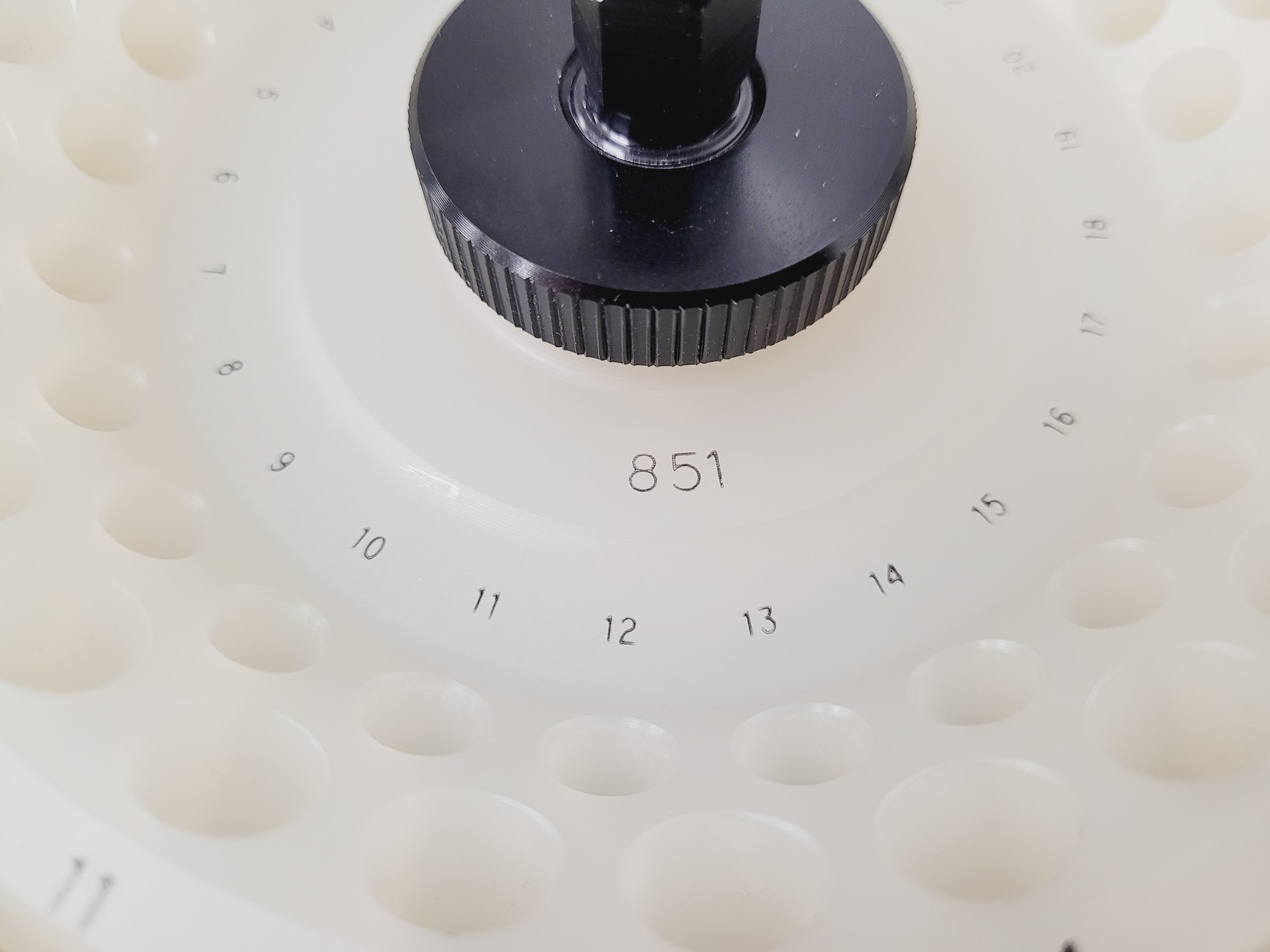Image of Thermo Electron Corp Microlite Micro Centrifuge with IEC 851 13500 Rpm Rotor Lab