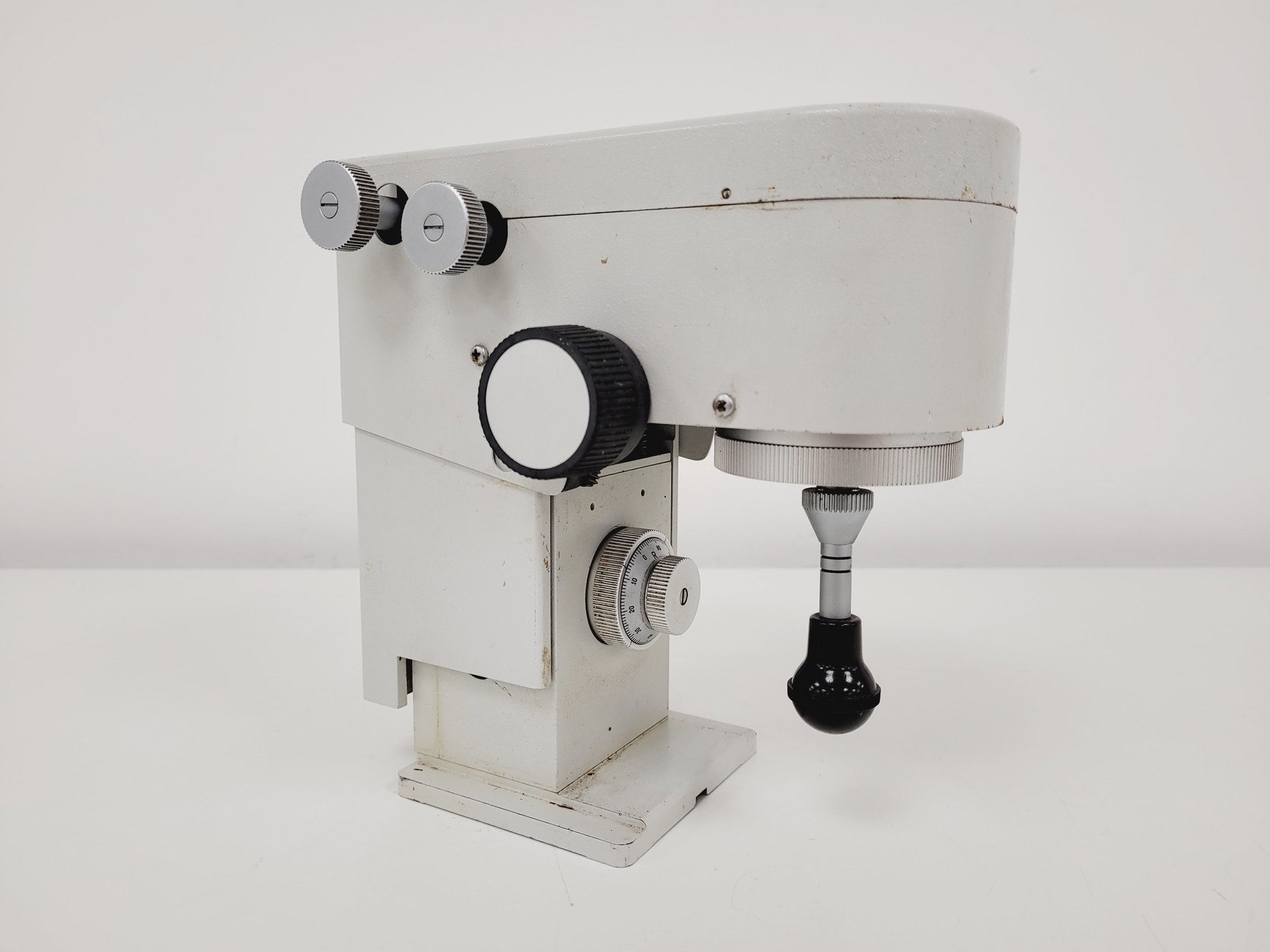 Image of Leitz Micromanipulator