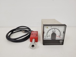 Thumbnail image of Edwards Pirani 501 Vacuum Gauge & PRE 10K Head Lab