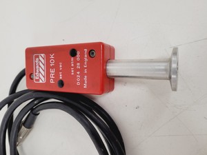 Thumbnail image of Edwards Pirani 501 Vacuum Gauge & PRE 10K Head Lab