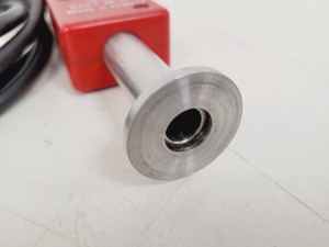 Thumbnail image of Edwards Pirani 501 Vacuum Gauge & PRE 10K Head Lab