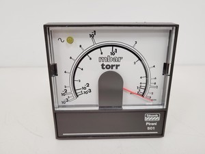 Thumbnail image of Edwards Pirani 501 Vacuum Gauge & PRE 10K Head Lab