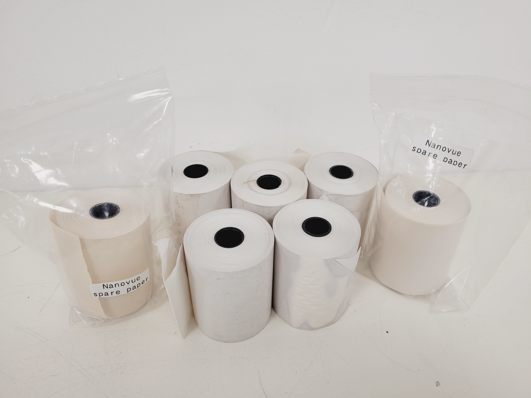 Image of GE NanoVue Plus Portable Spectrophotometer  Code - 28956058 Lab