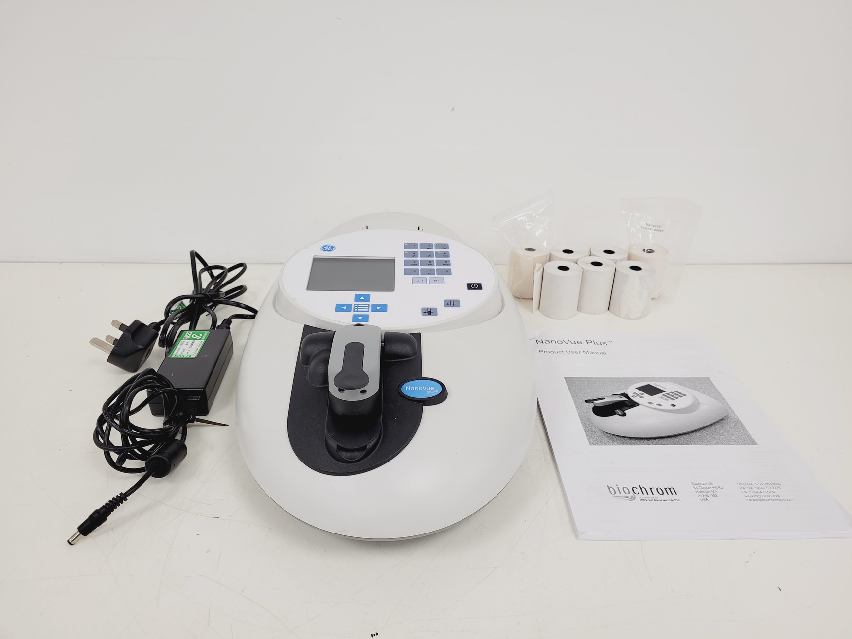 Image of GE NanoVue Plus Portable Spectrophotometer  Code - 28956058 Lab