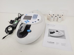 Thumbnail image of GE NanoVue Plus Portable Spectrophotometer  Code - 28956058 Lab